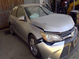 2015 TOYOTA CAMRY, SILVER, SE, 2.5L, AT,   Z25129